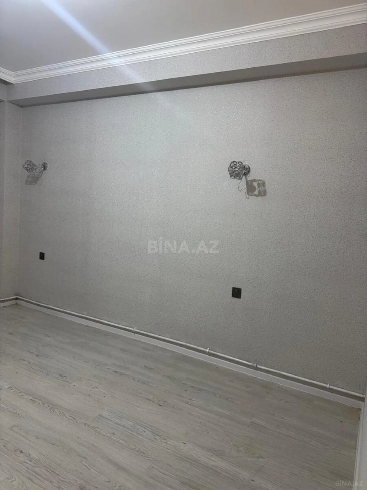 Kirayə verilir 2 otaqlı mənzil 55 m²