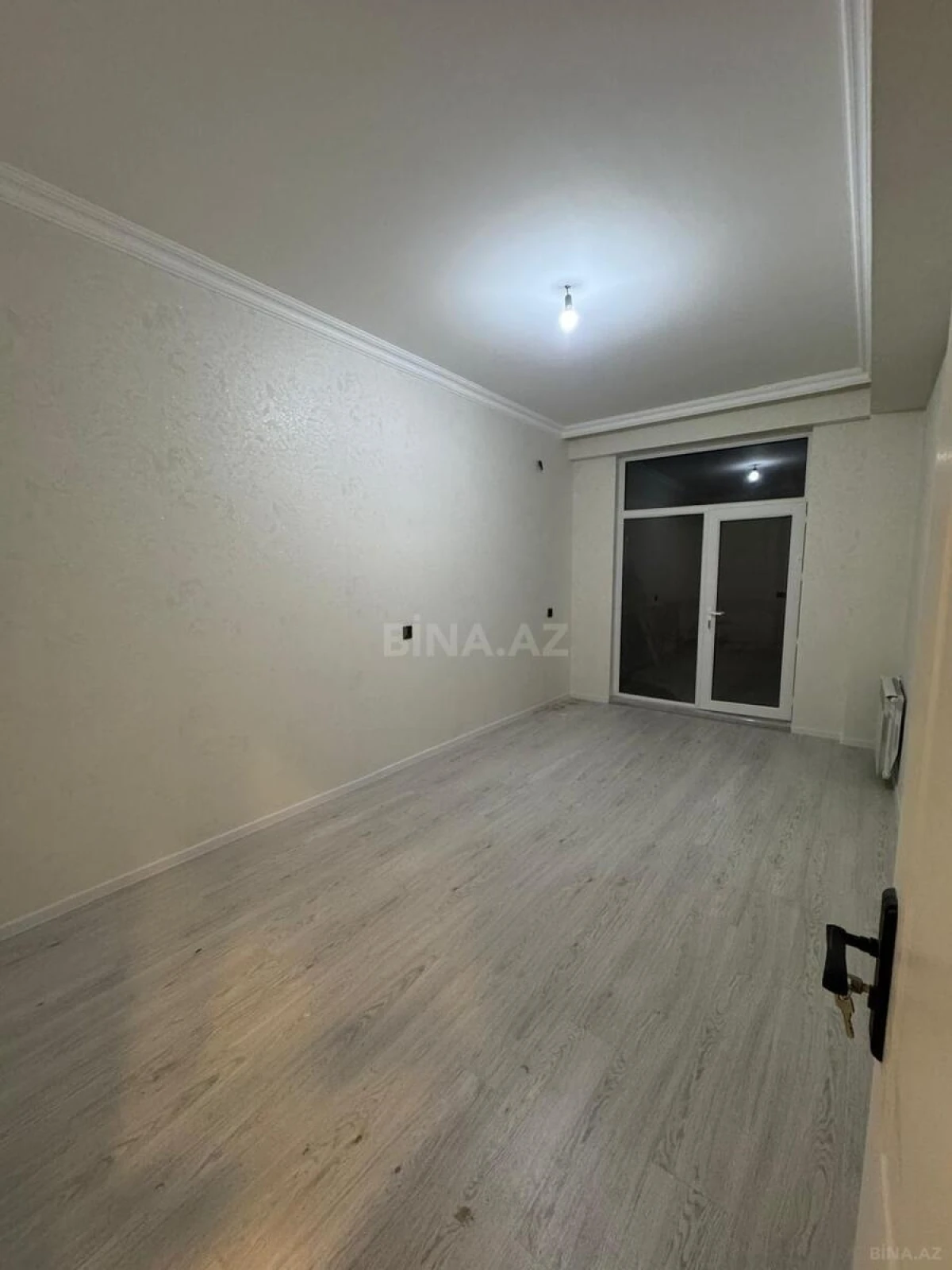 Kirayə verilir 2 otaqlı mənzil 55 m²