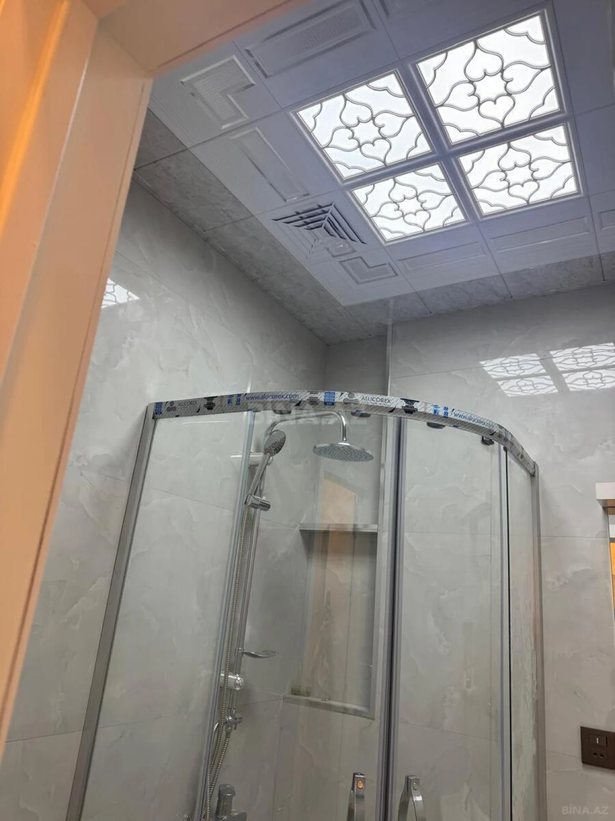 Kirayə verilir 2 otaqlı mənzil 55 m²