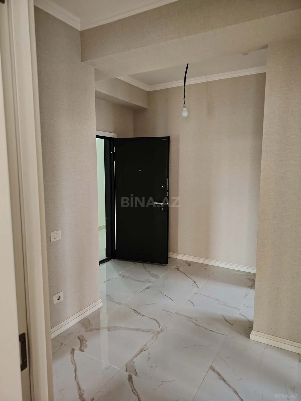 Satılır 3 otaqlı mənzil 83 m²