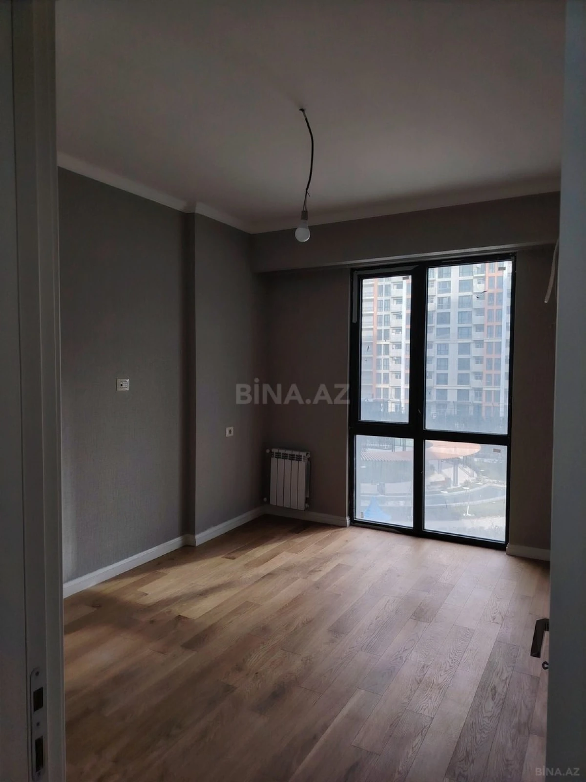 Satılır 3 otaqlı mənzil 83 m²