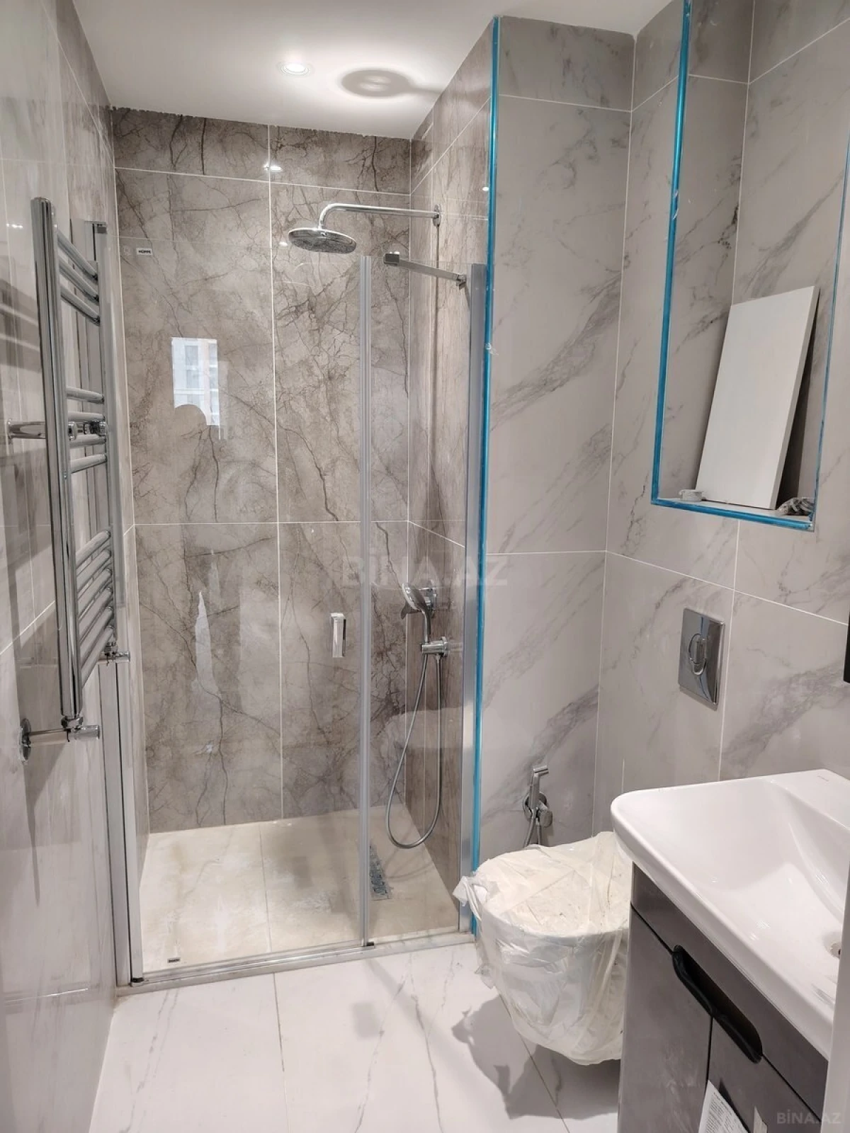 Satılır 3 otaqlı mənzil 83 m²
