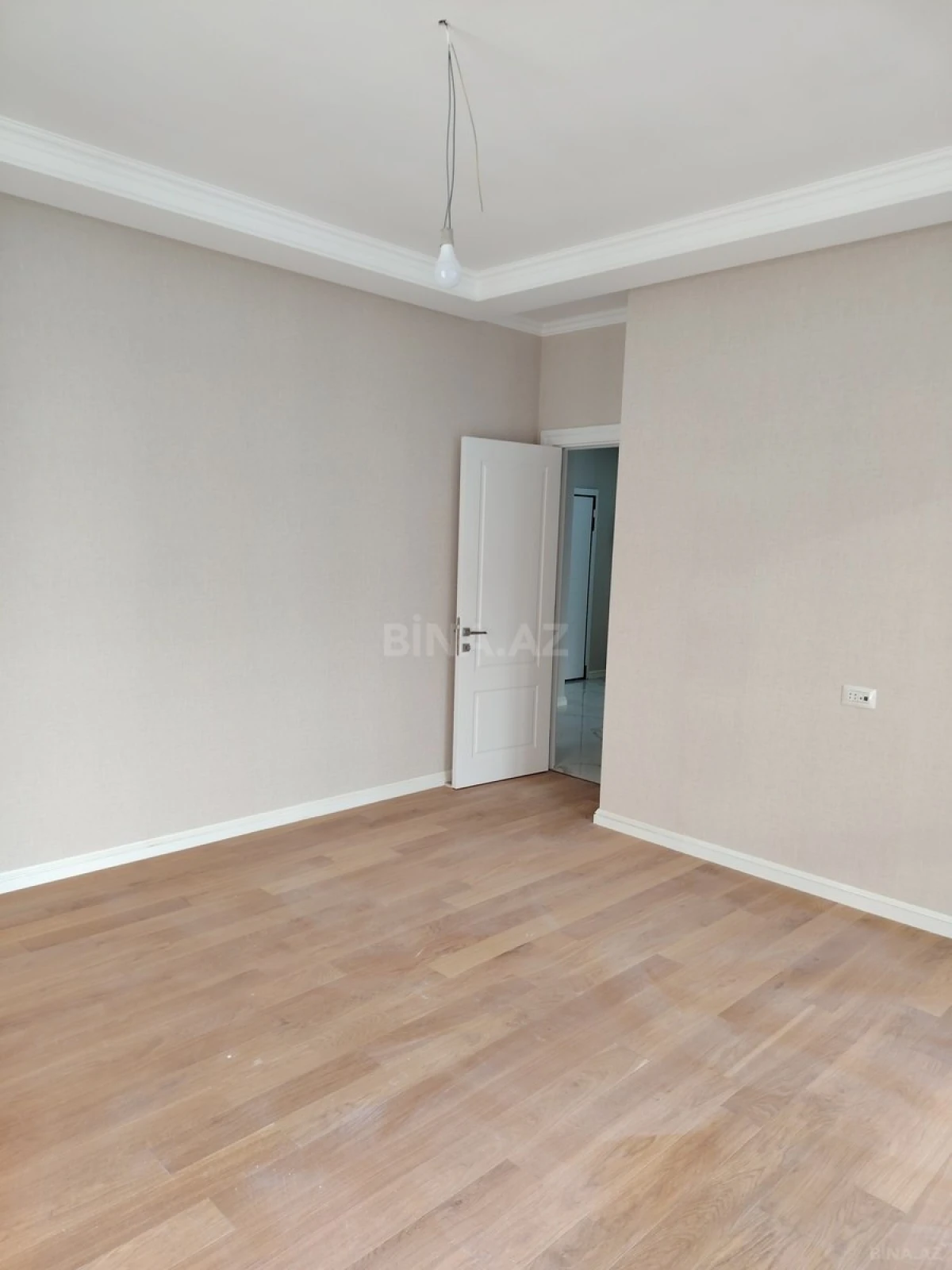 Satılır 3 otaqlı mənzil 83 m²
