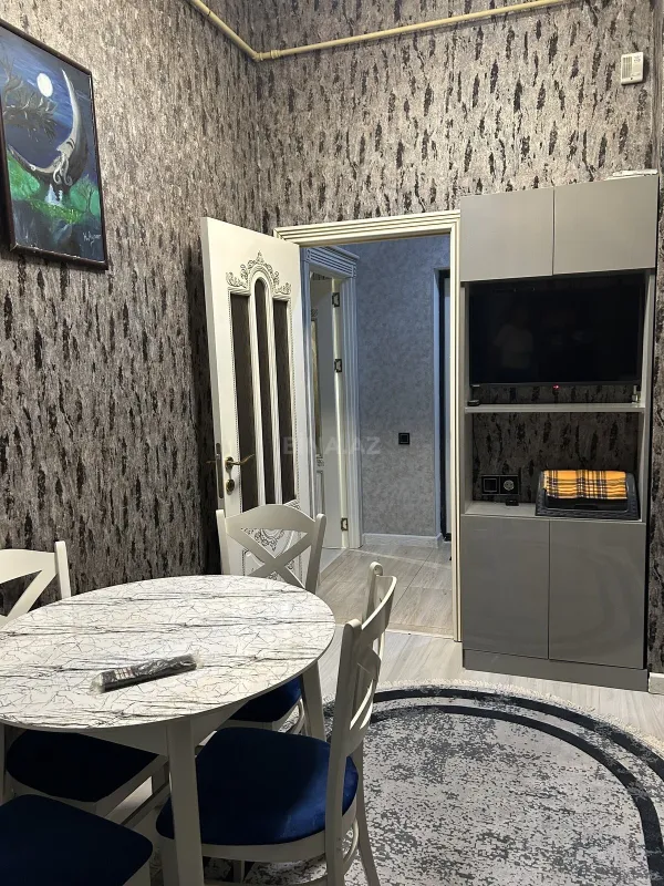 Satılır 2 otaqlı mənzil 56 m²