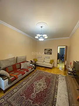 Satılır 2 otaqlı mənzil 70 m²