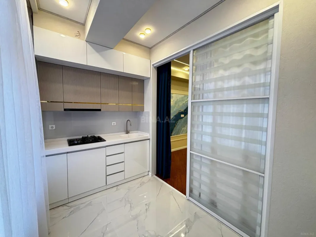 Satılır 2 otaqlı mənzil 70.7 m²