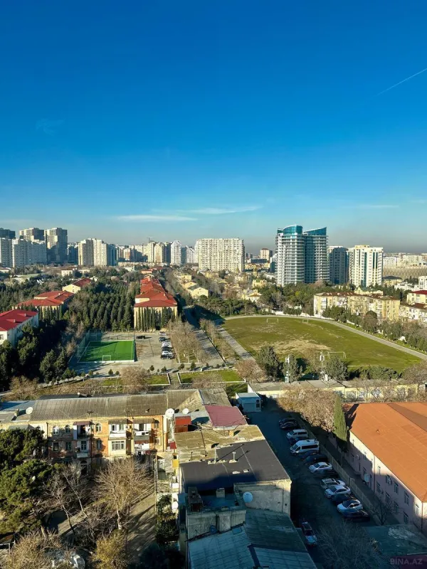 Satılır 2 otaqlı mənzil 70.7 m²