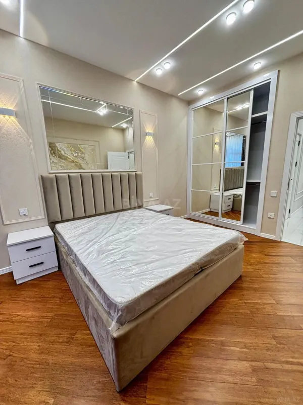 Satılır 2 otaqlı mənzil 70.7 m²