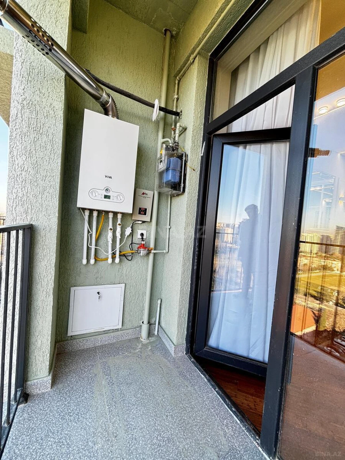 Satılır 2 otaqlı mənzil 70.7 m²