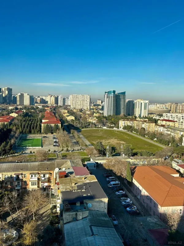 Satılır 2 otaqlı mənzil 70.7 m²