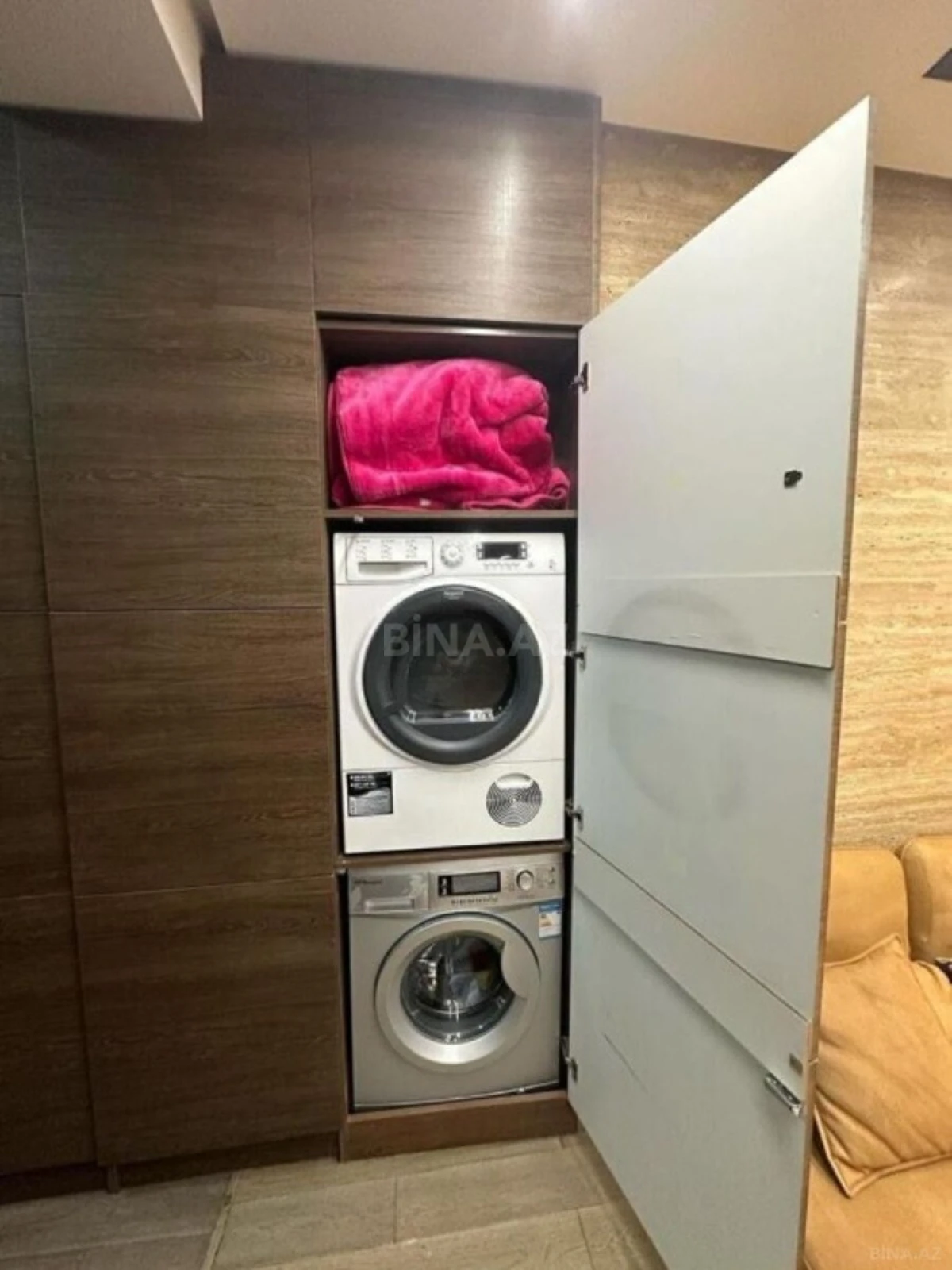 Satılır 2 otaqlı mənzil 55 m²