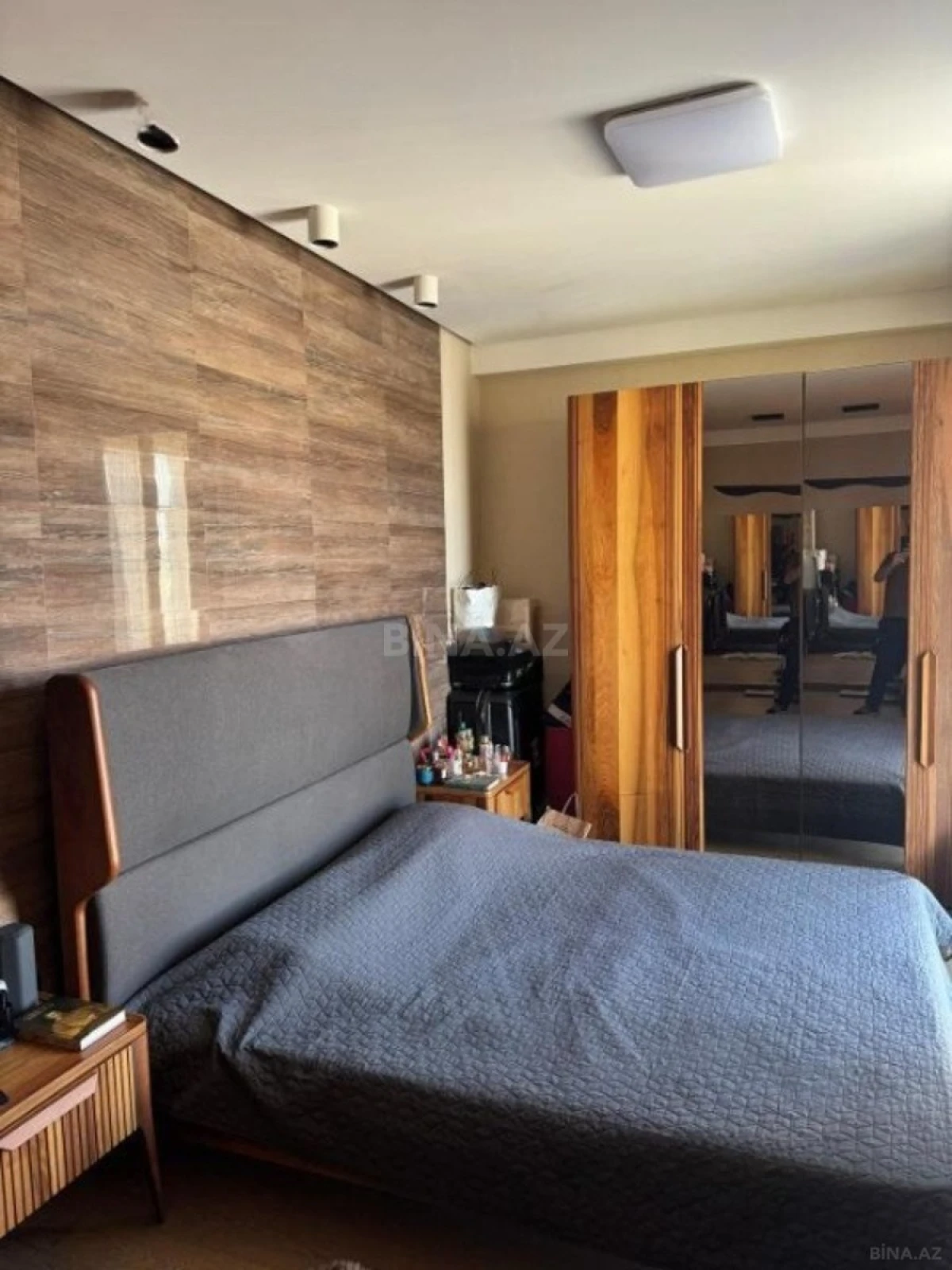 Satılır 2 otaqlı mənzil 55 m²