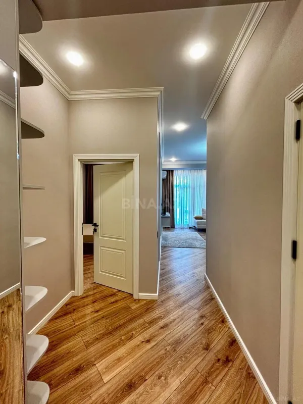 Satılır 2 otaqlı mənzil 60.7 m²