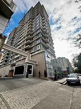 Satılır 2 otaqlı mənzil 60.7 m²