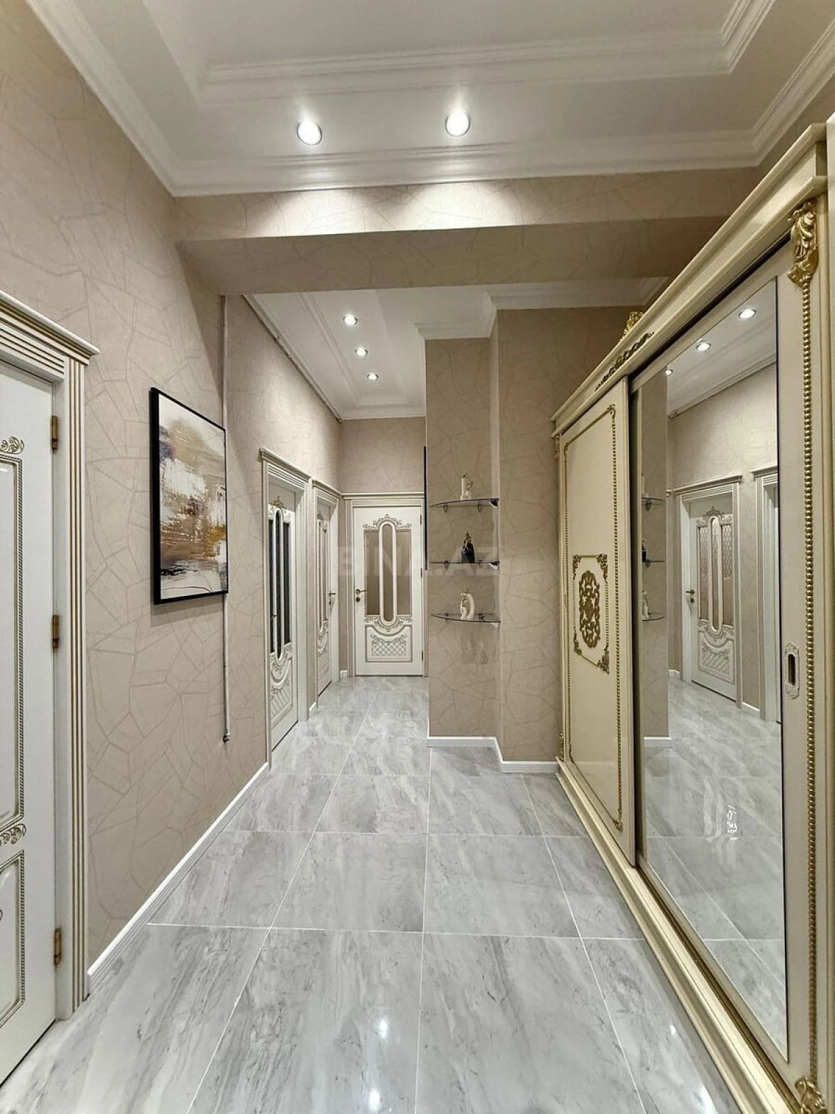 Satılır 2 otaqlı mənzil 58 m²