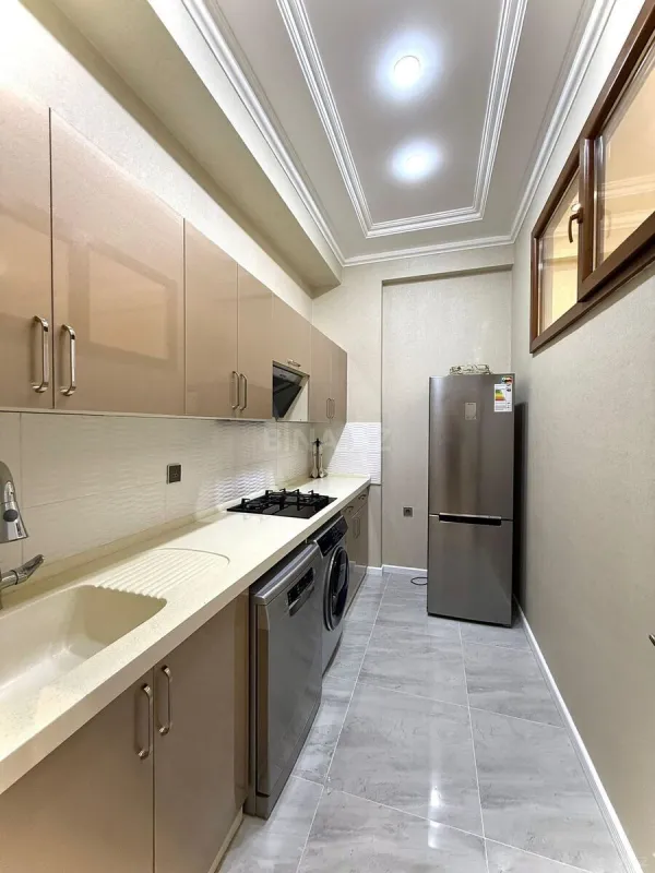 Satılır 2 otaqlı mənzil 58 m²
