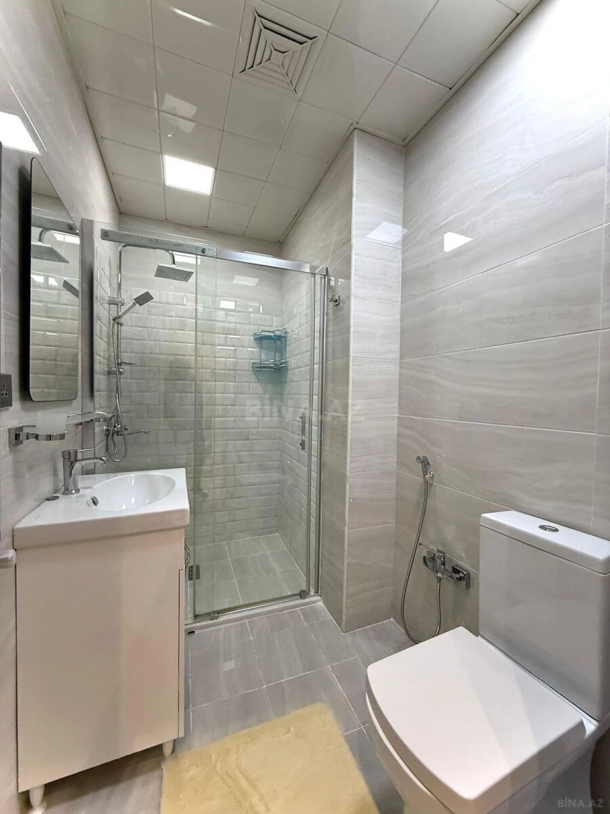 Satılır 2 otaqlı mənzil 58 m²