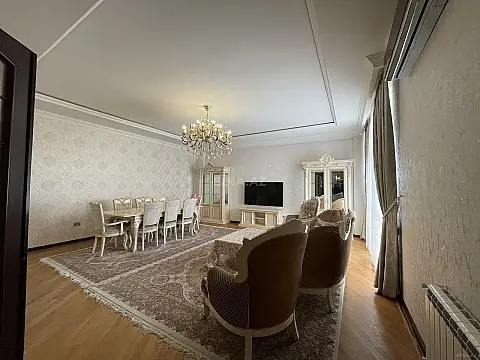 Satılır 3 otaqlı mənzil 126 m² — Bakı 3 otaq 126.00 m²