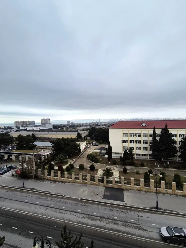 Satılır 3 otaqlı mənzil 86 m²