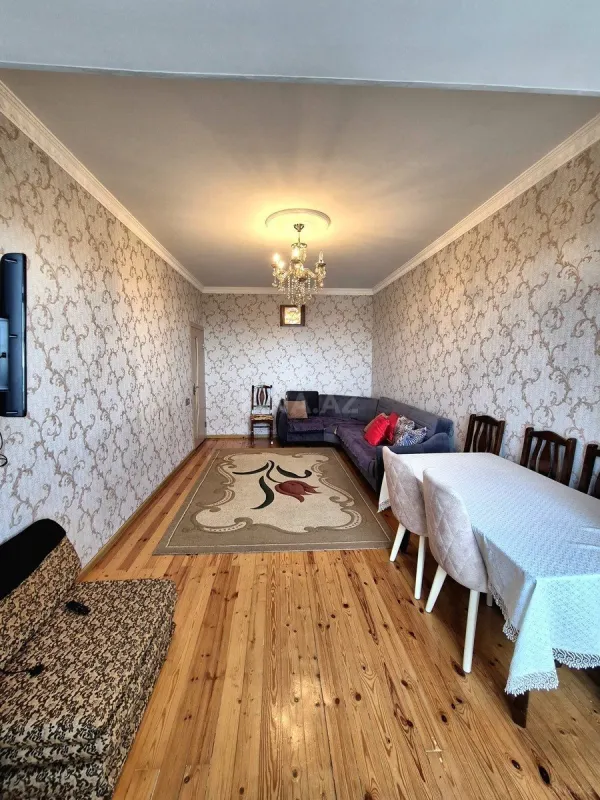 Satılır 3 otaqlı mənzil 86 m²