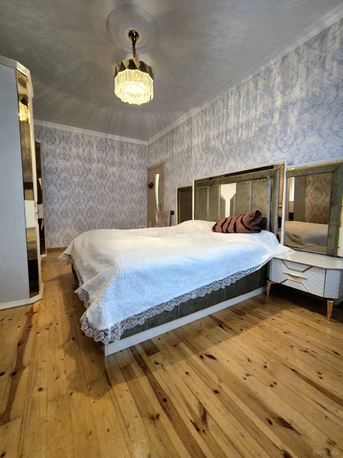 Satılır 3 otaqlı mənzil 86 m²