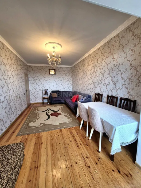 Satılır 3 otaqlı mənzil 86 m²