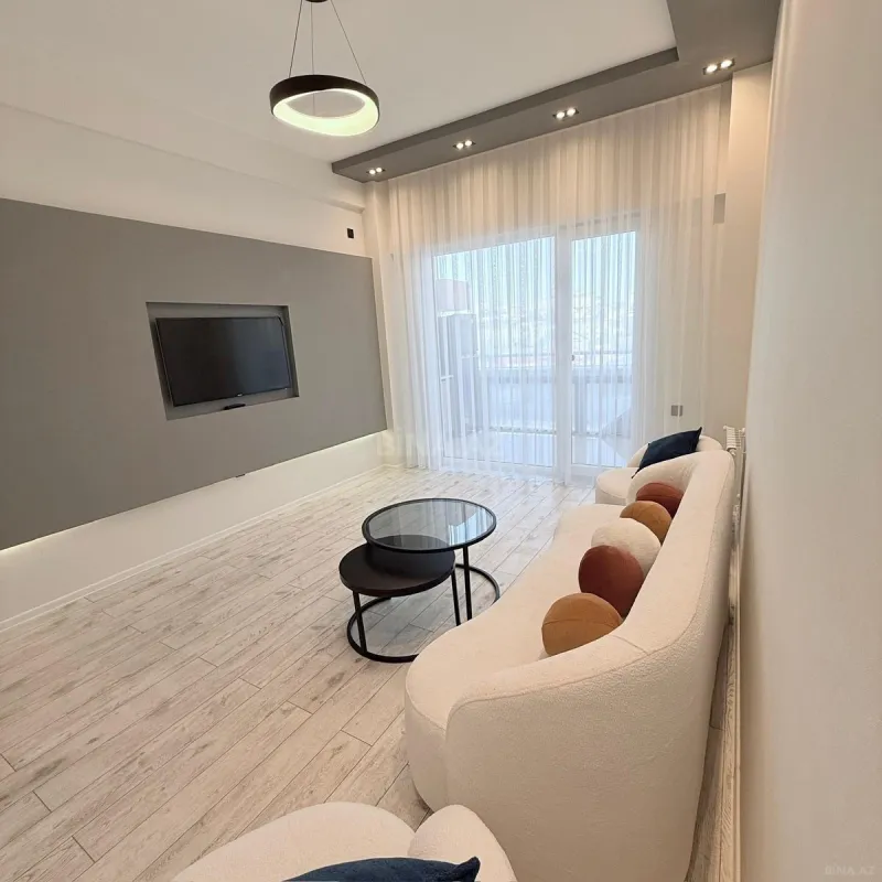 Satılır 3 otaqlı mənzil 72 m²