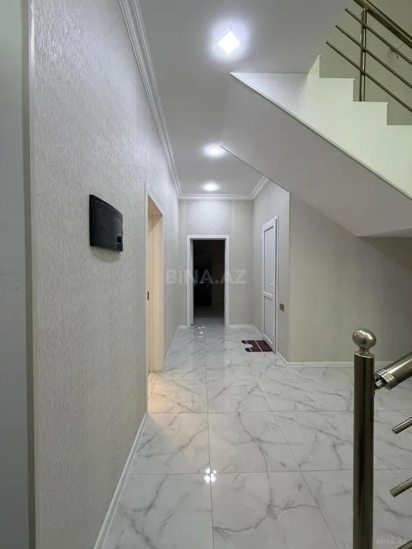 Satılır 4 otaqlı həyət evi 170.5 m²
