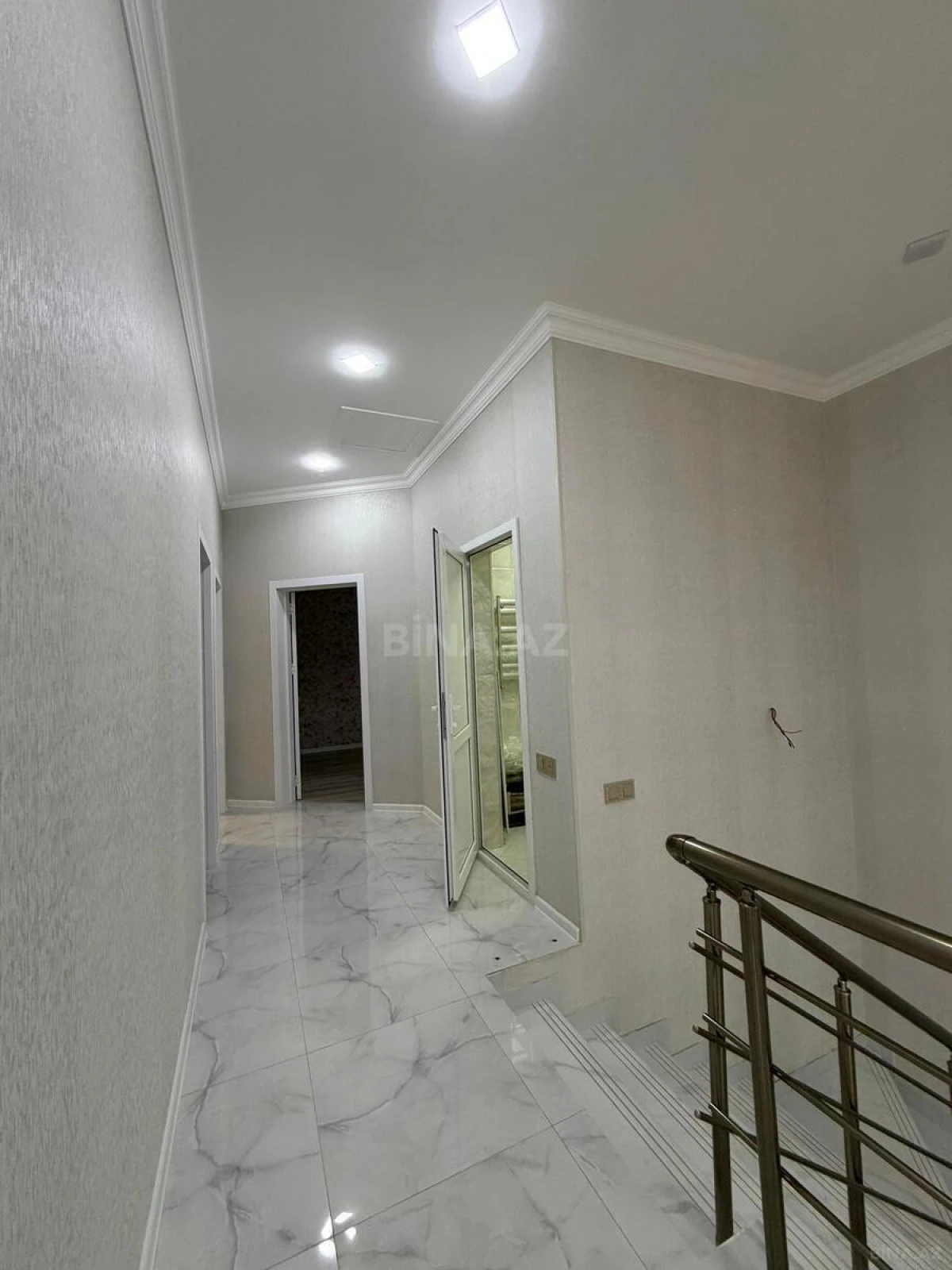 Satılır 4 otaqlı həyət evi 170.5 m²