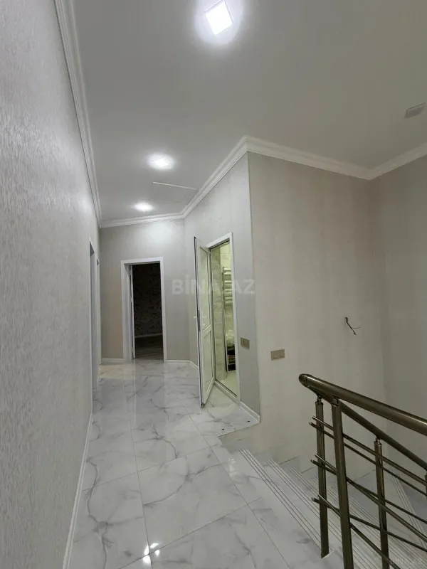 Satılır 4 otaqlı həyət evi 170.5 m²