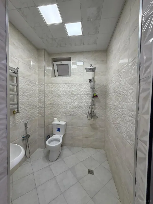 Satılır 4 otaqlı həyət evi 170.5 m²