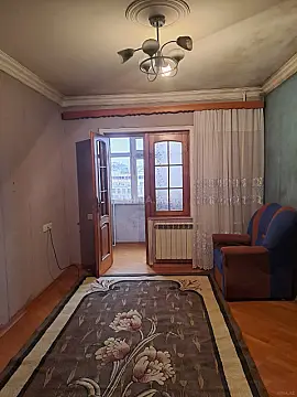 Satılır 2 otaqlı mənzil 60 m²