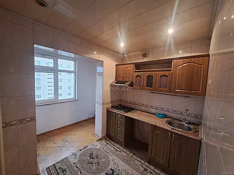Satılır 2 otaqlı mənzil 60 m²