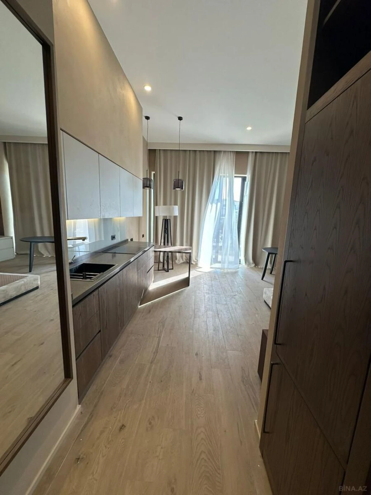 Kirayə verilir 2 otaqlı mənzil 60 m²