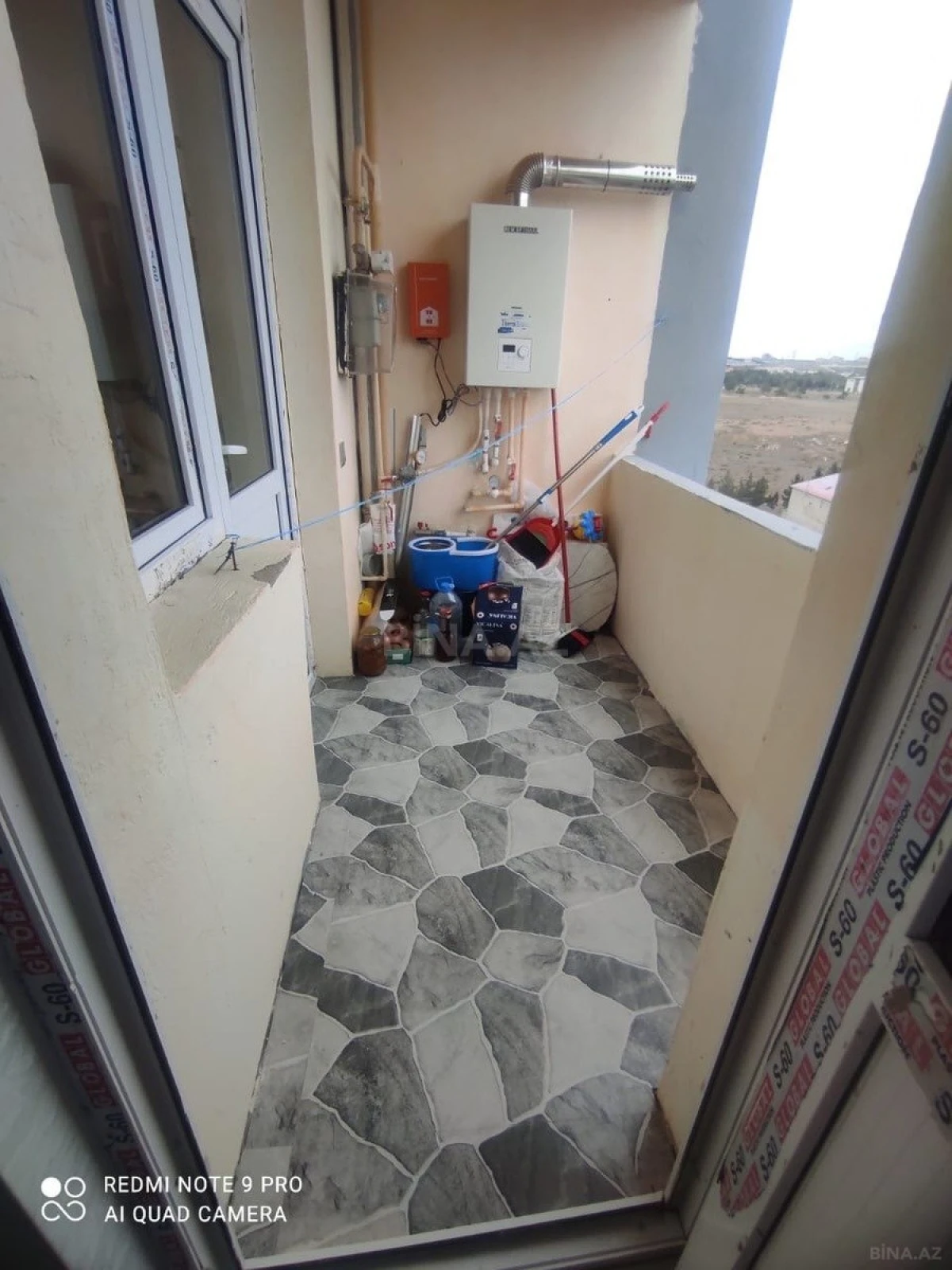 Kirayə verilir 2 otaqlı mənzil 65 m²