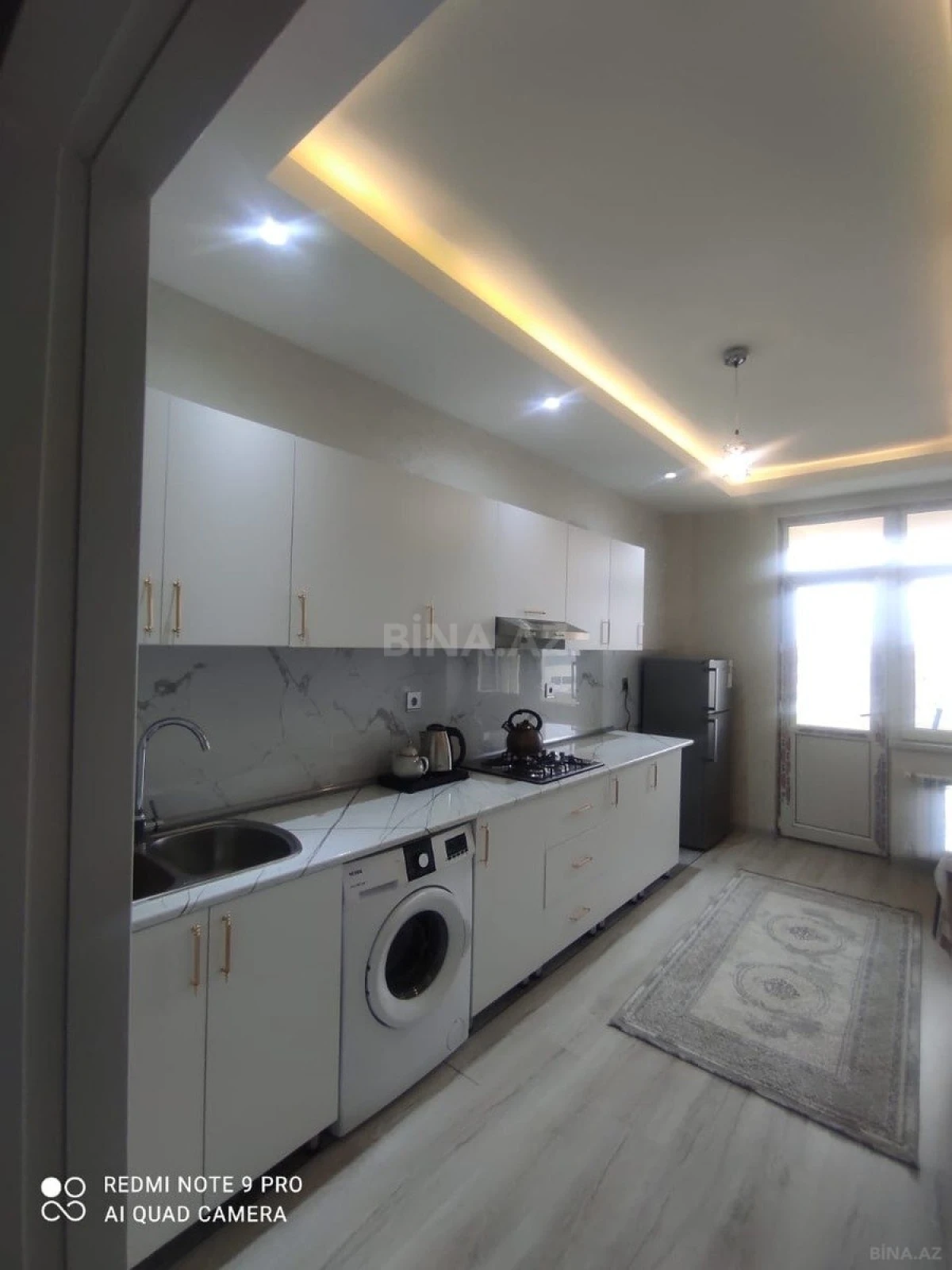 Kirayə verilir 2 otaqlı mənzil 65 m²