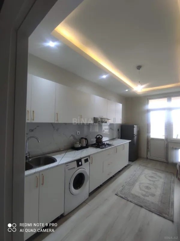 Kirayə verilir 2 otaqlı mənzil 65 m²