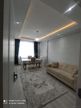 Kirayə verilir 2 otaqlı mənzil 65 m²