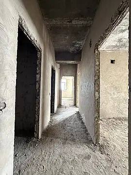 Satılır 3 otaqlı mənzil 132 m²