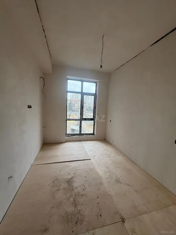 Satılır 2 otaqlı mənzil 106 m²
