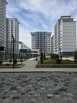 Satılır 2 otaqlı mənzil 106 m²