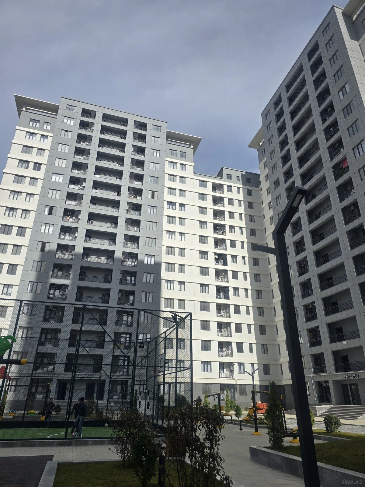 Satılır 3 otaqlı mənzil 78 m²