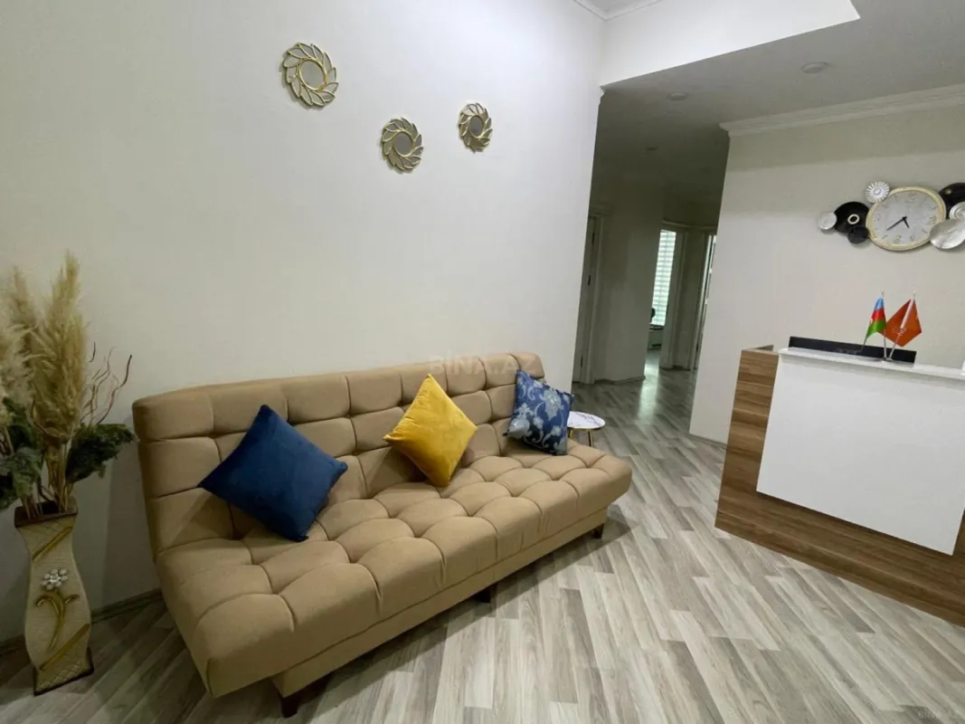 Kirayə verilir 2 otaqlı ofis 123 m²