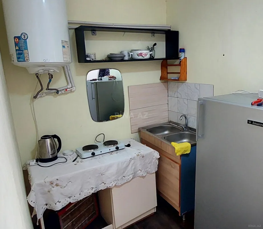 Satılır 1 otaqlı həyət evi 17 m²