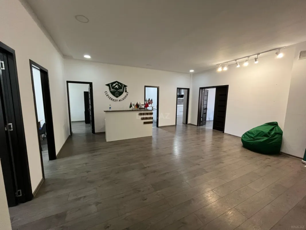 Kirayə verilir 5 otaqlı ofis 180 m²