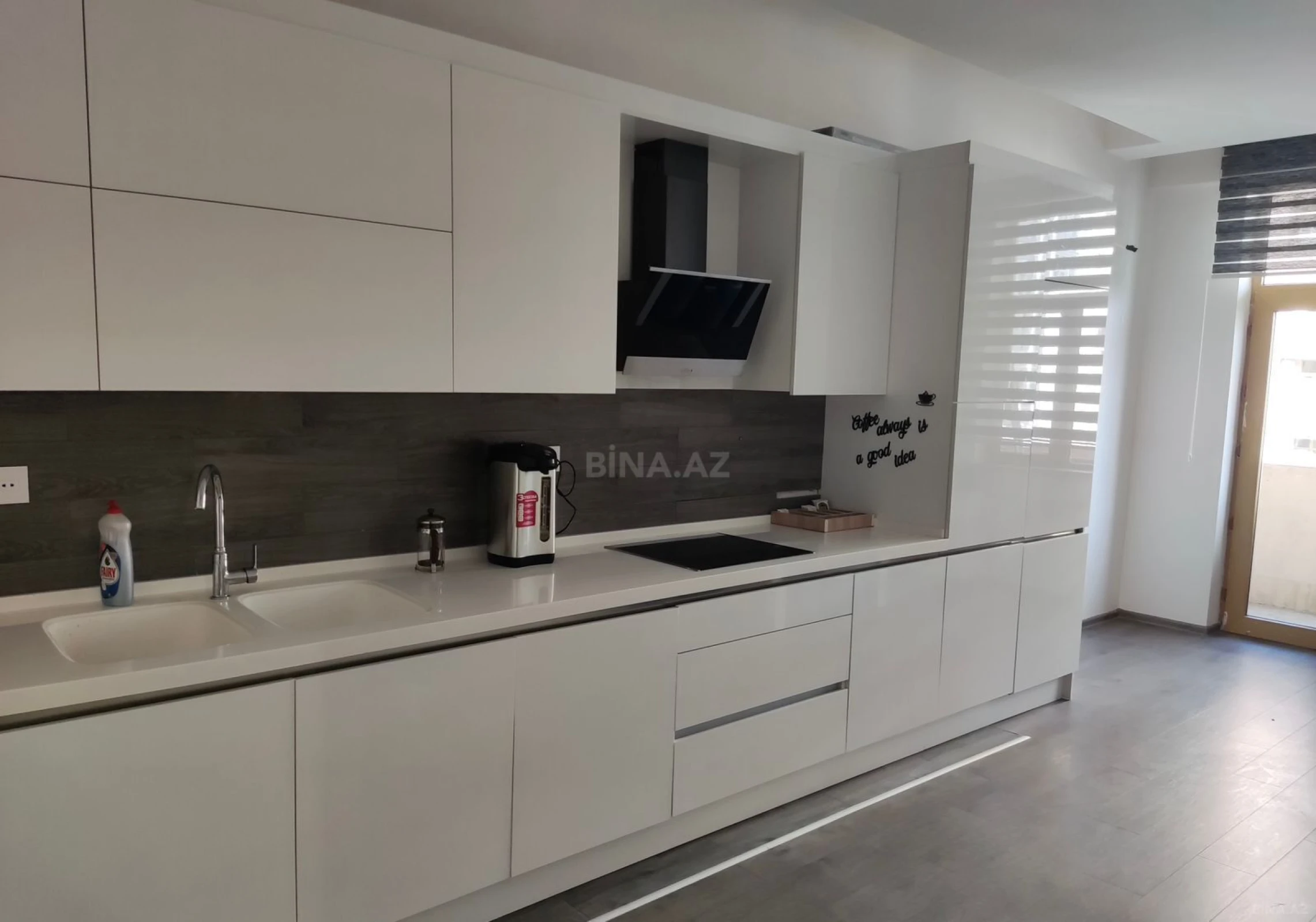 Kirayə verilir 5 otaqlı ofis 180 m²