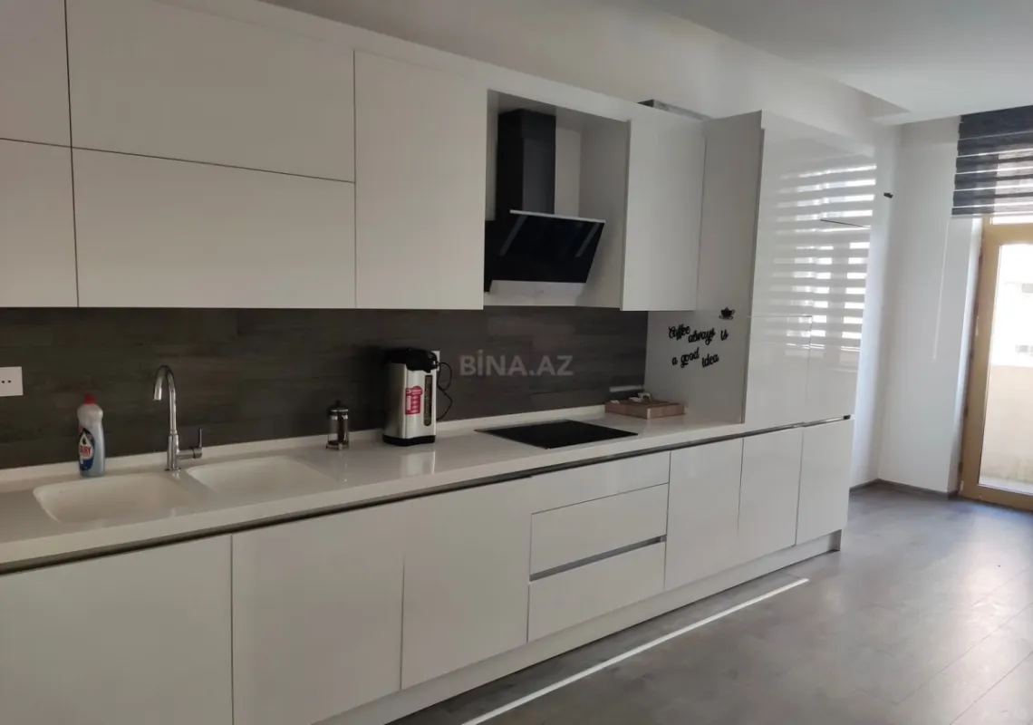 Kirayə verilir 5 otaqlı ofis 180 m²