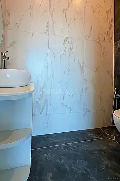 Satılır 2 otaqlı mənzil 70 m²