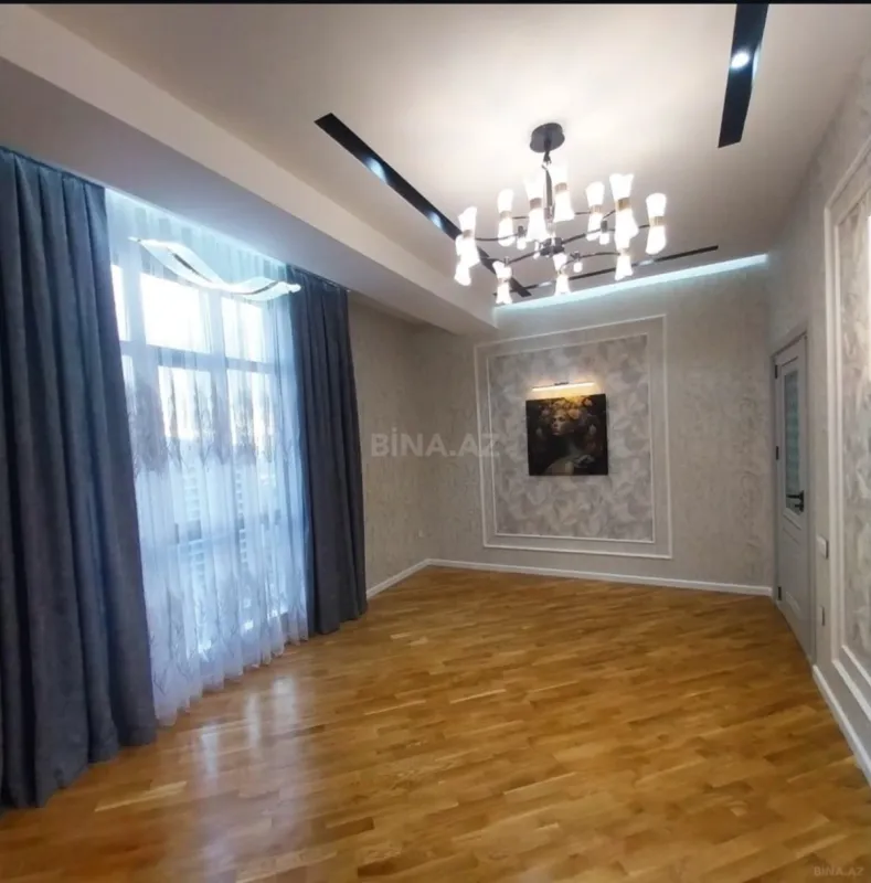 Satılır 2 otaqlı mənzil 77 m²