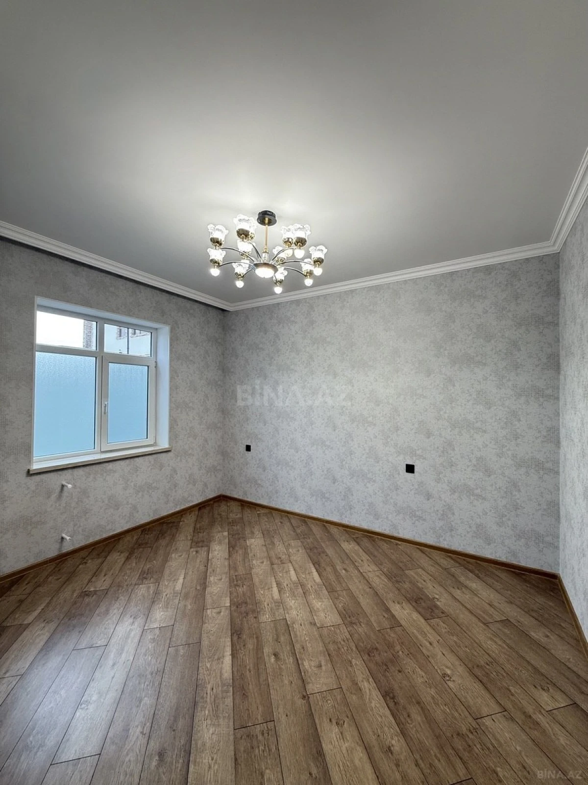 Satılır 4 otaqlı həyət evi 160 m²